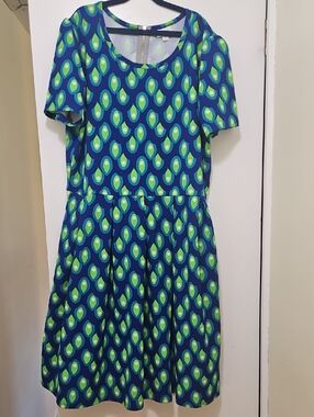 LuLaRoe Blue & Green Teardrop Print Short Sleeve Dress With Pockets
